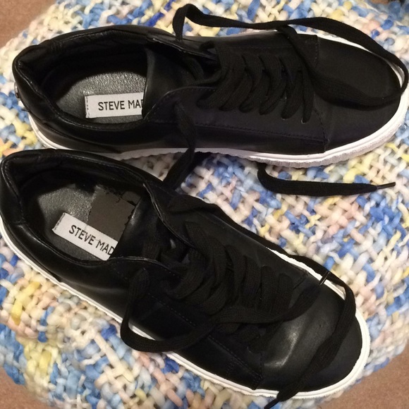 Steve Madden | Shoes | Black Hanly Steve Madden 5 In Platform Sneakers |  Poshmark